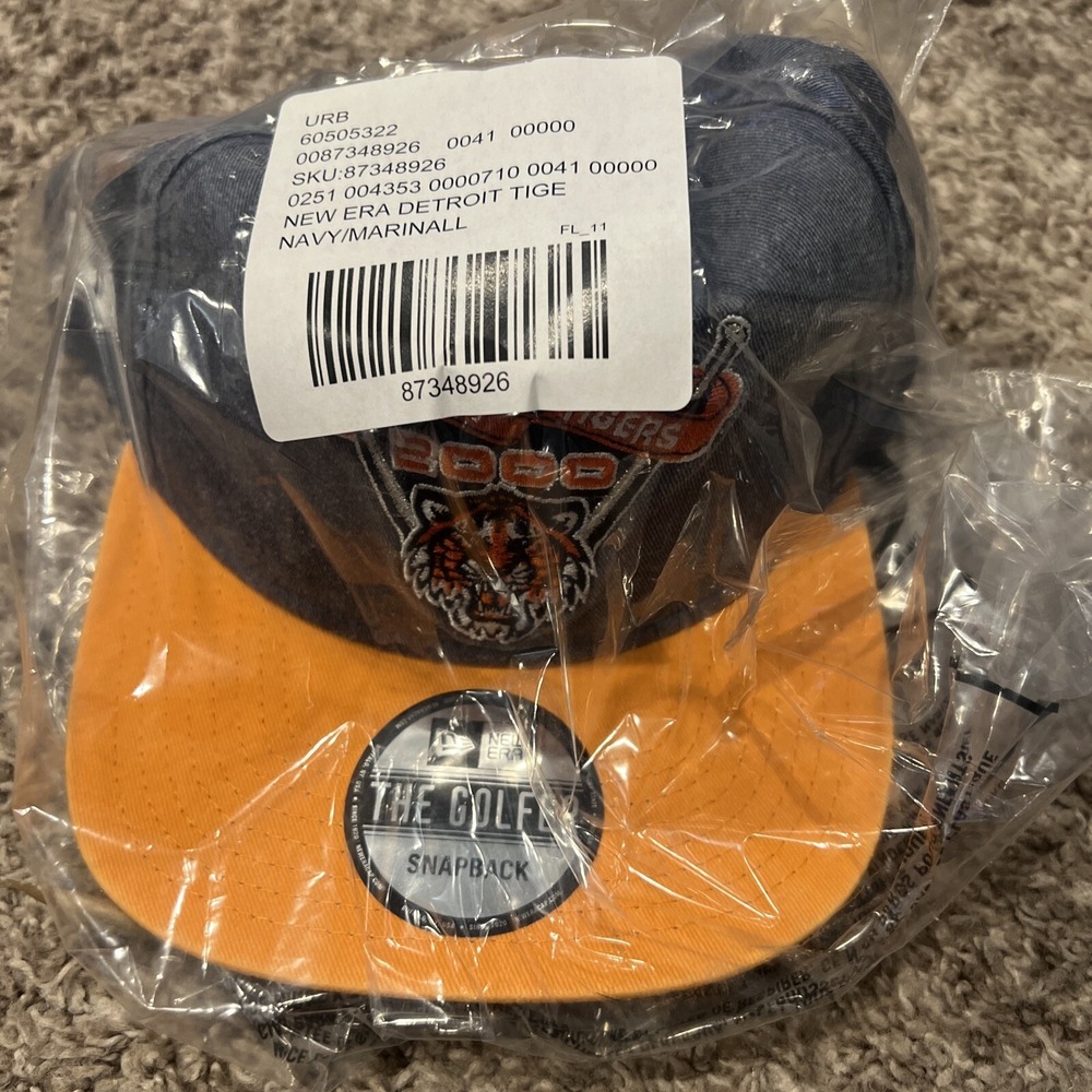 Men's New Era Navy/Orange Detroit Tigers 2000 Pigment Dye Golfer Snapback Hat